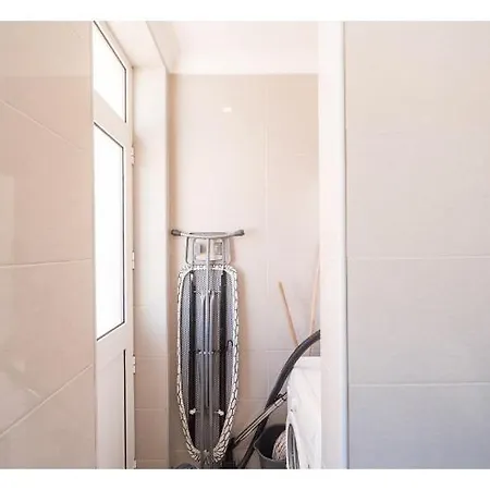 Apartment Houze_4 Bedroom Near Jardim Zoologico *